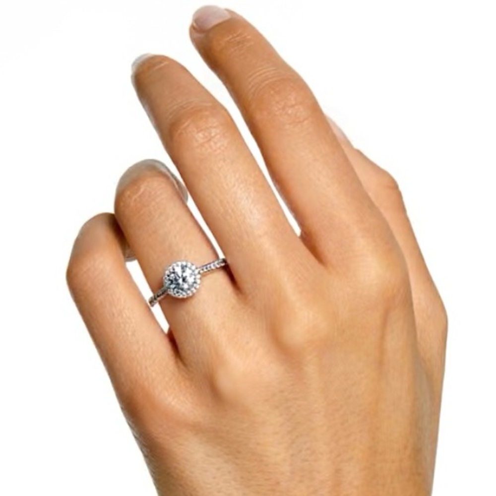 Swarovski Crystal Ring Una Angelic Silver Solitaire Halo Pave Size 7